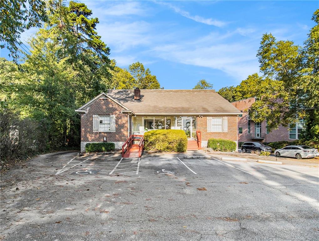 1924 Clairmont Road