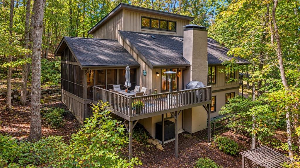 106 Banyon Court
