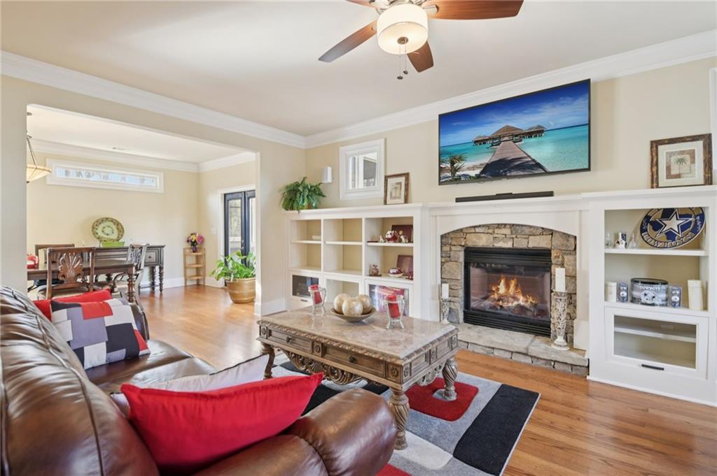 1885 Shoal Creek Boulevard