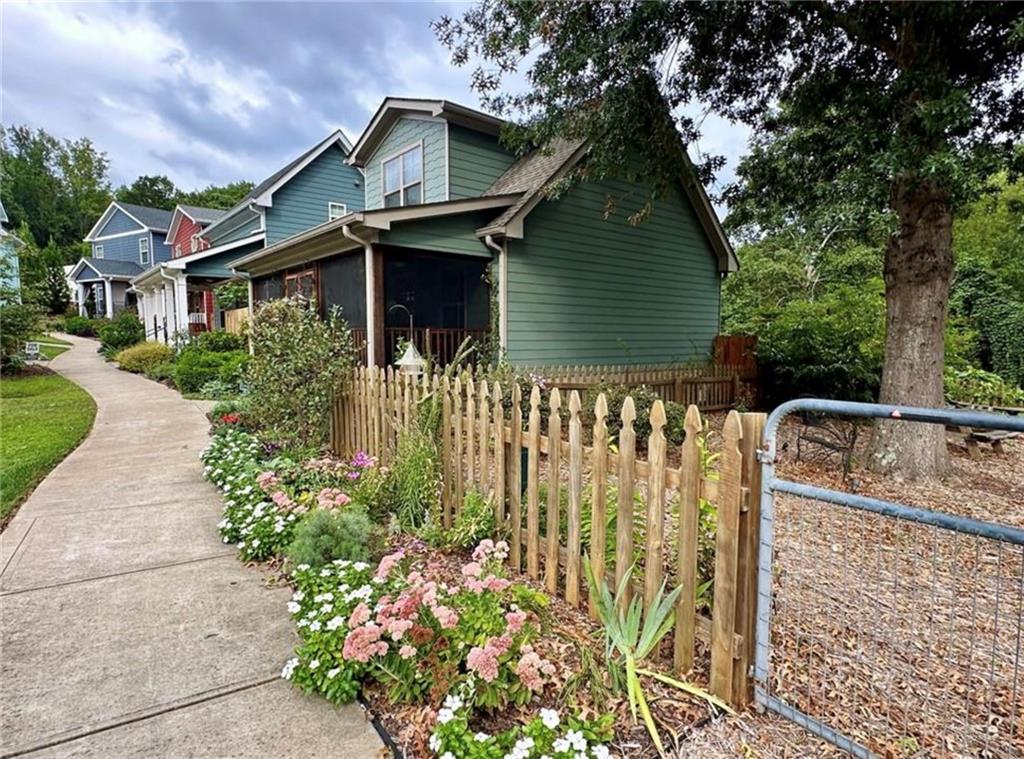 316 Cottage Court