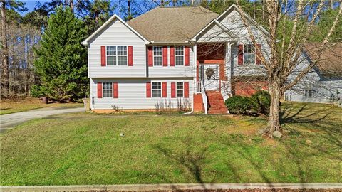 Homes For Sale - 1002 Garrison Court<br/> Jonesboro, GA 30238