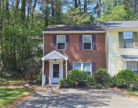 Photo of 392 Hamilton Trace, Marietta, GA 30068 (MLS # 7751067)