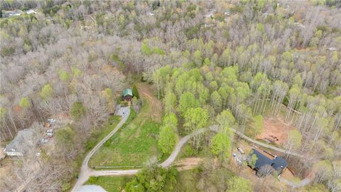 A home in Dahlonega