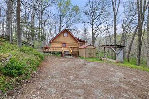 A home in Dahlonega