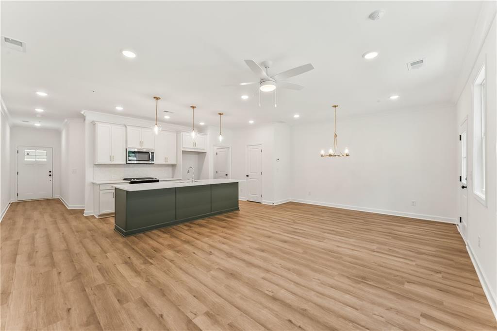 435 Carrera Lane
