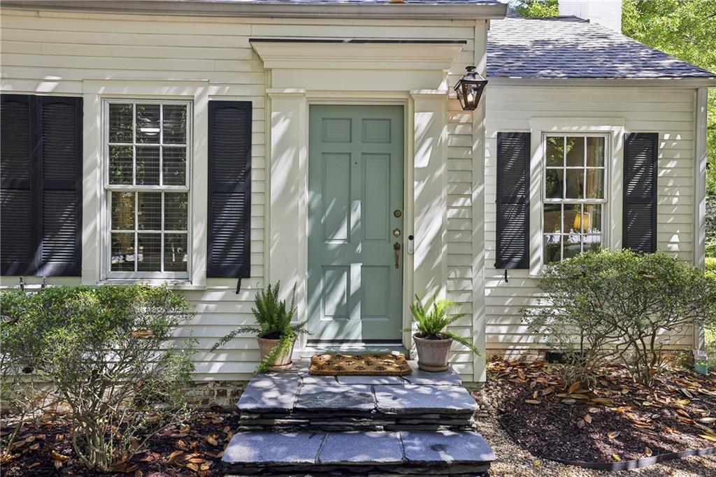 391 Collier Road NW