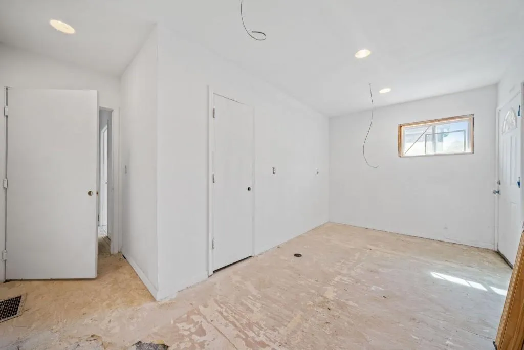 Atlanta, Georgia 30317, United States, ,Commercial,Active,38863