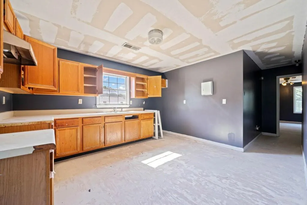 Atlanta, Georgia 30317, United States, ,Commercial,Active,38863