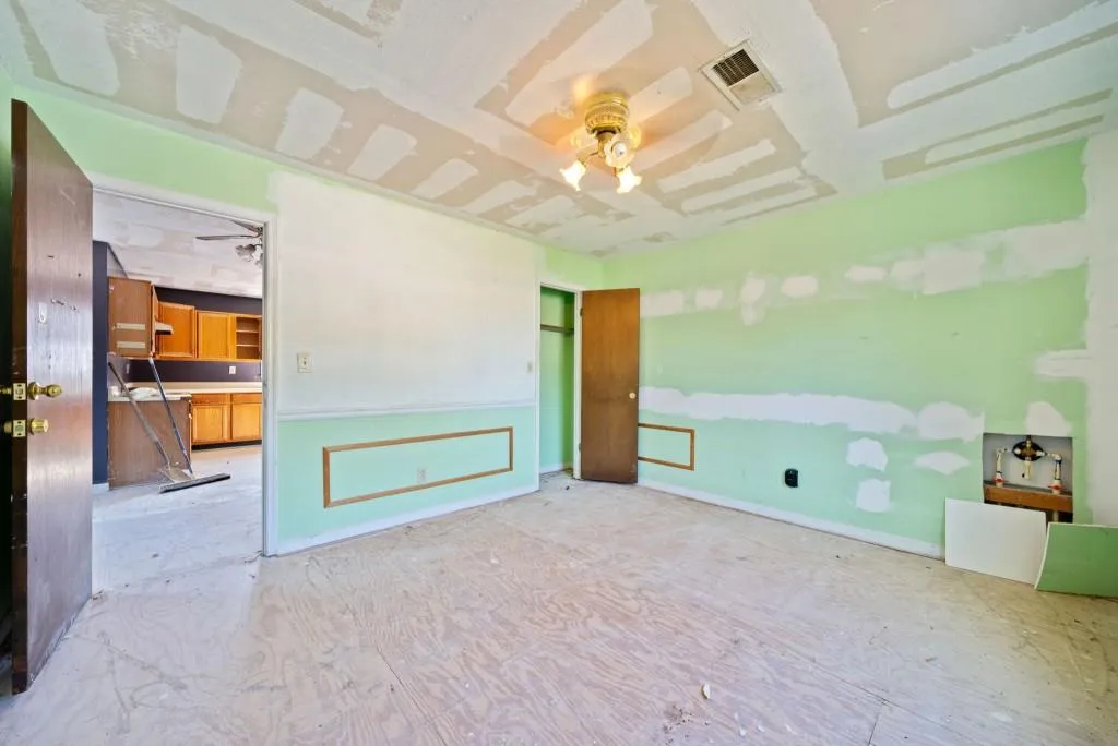 Atlanta, Georgia 30317, United States, ,Commercial,Active,38863