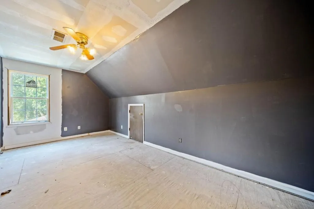 Atlanta, Georgia 30317, United States, ,Commercial,Active,38863