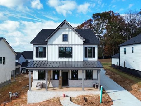 A home in Flowery Branch