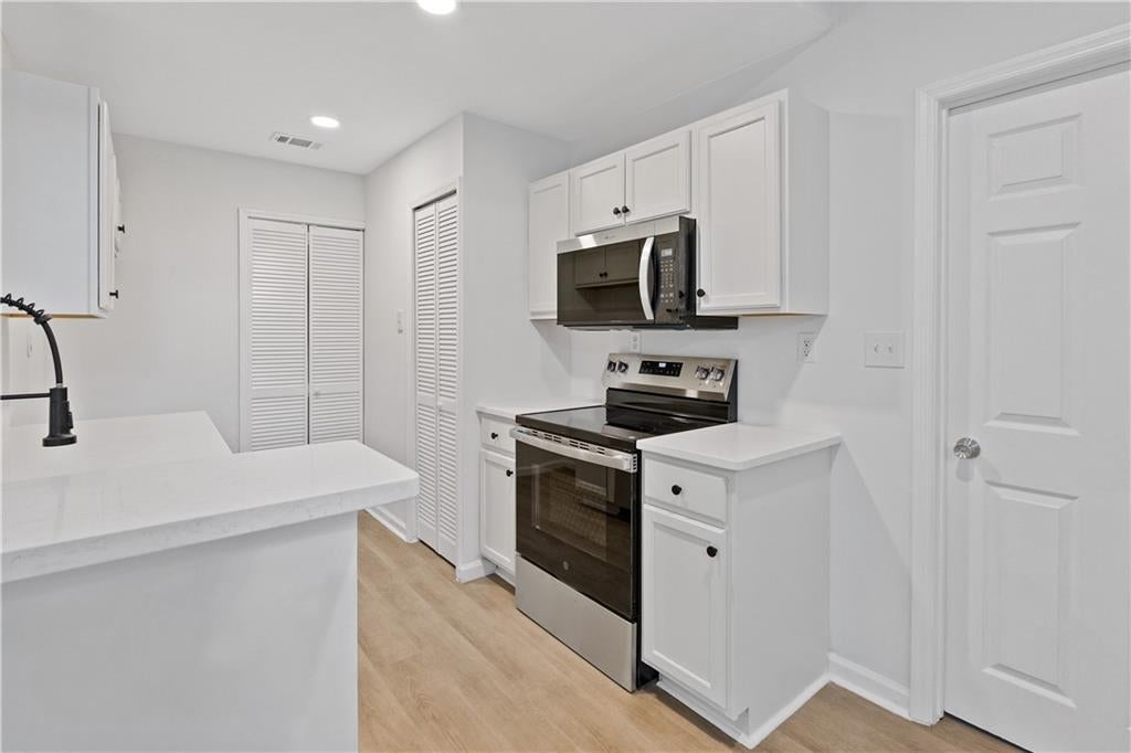 312 Hawkstone Way 312