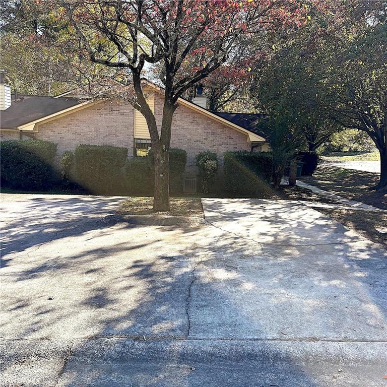 Shannon Springs - Residential Lease