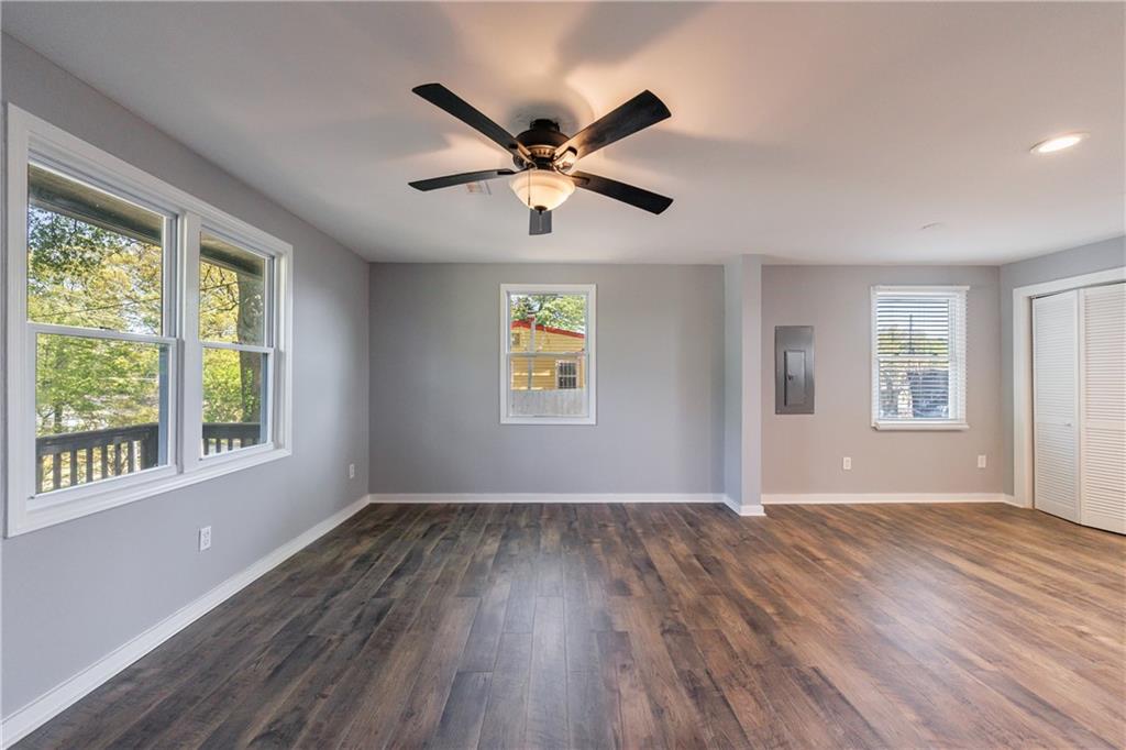 2077 Perkerson Road, Atlanta, Georgia image 4