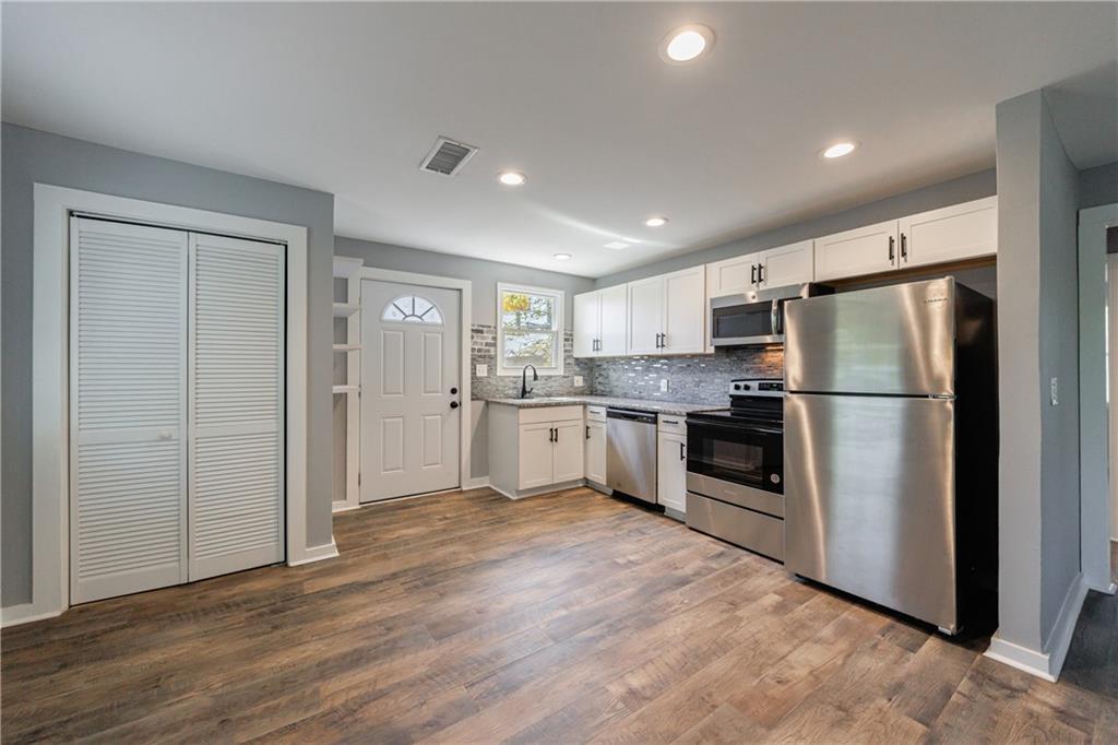 2077 Perkerson Road, Atlanta, Georgia image 8