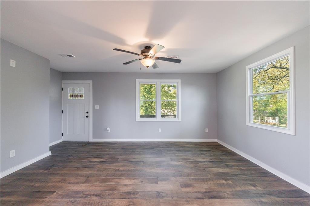 2077 Perkerson Road, Atlanta, Georgia image 5
