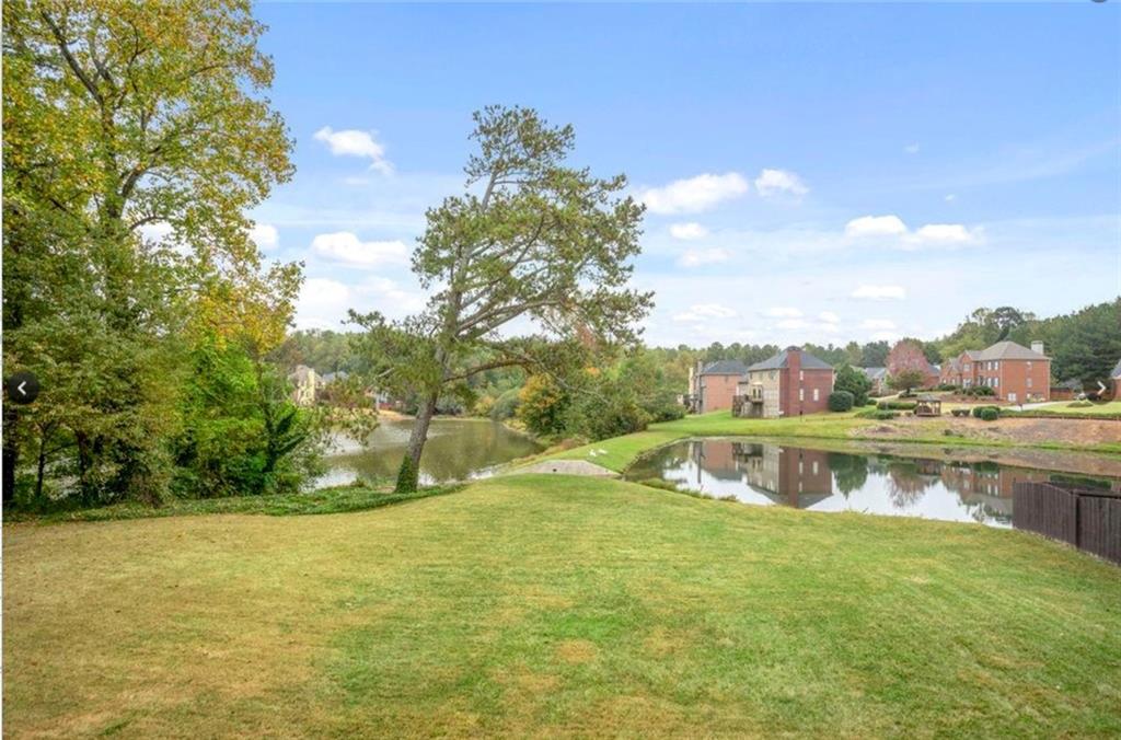 4704 Heritage Mist Trail
