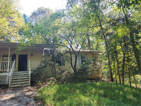 A home in Dawsonville