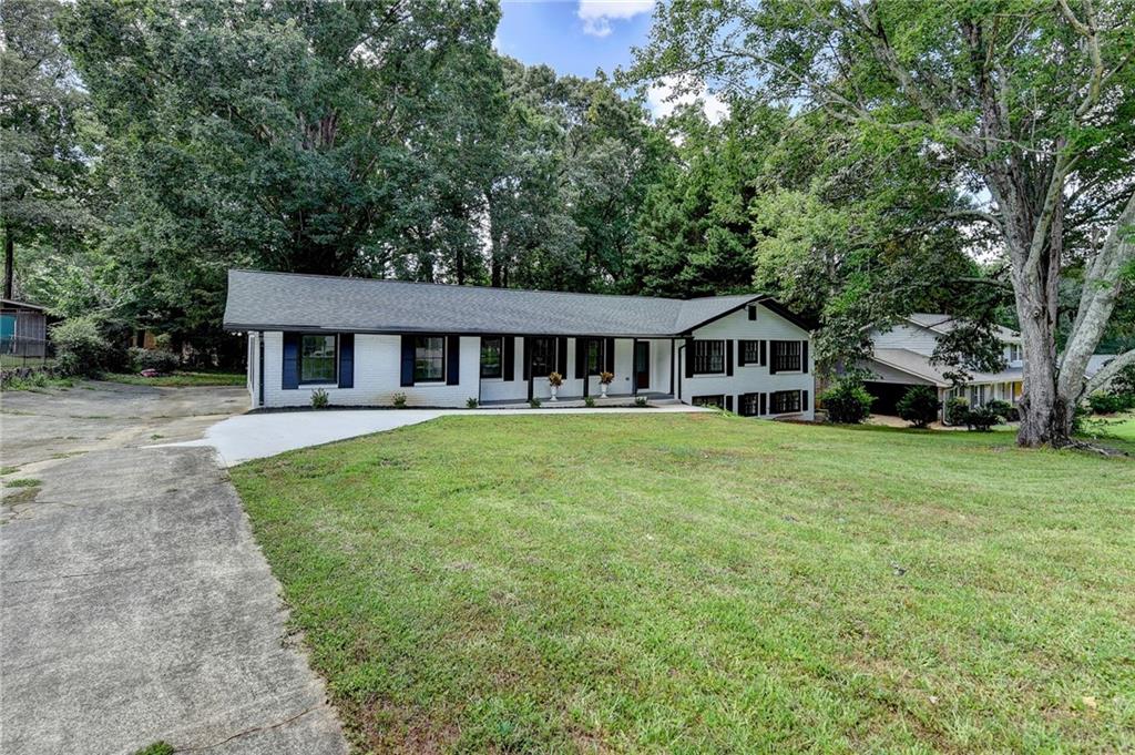 4491 Buckingham Circle