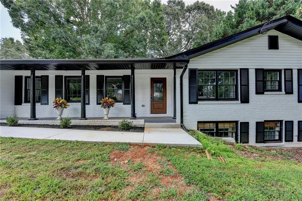 4491 Buckingham Circle
