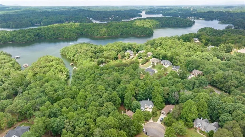 Gainesville, Georgia 30506, United States, 5 Bedrooms Bedrooms, ,4 BathroomsBathrooms,Residential,Active,131964