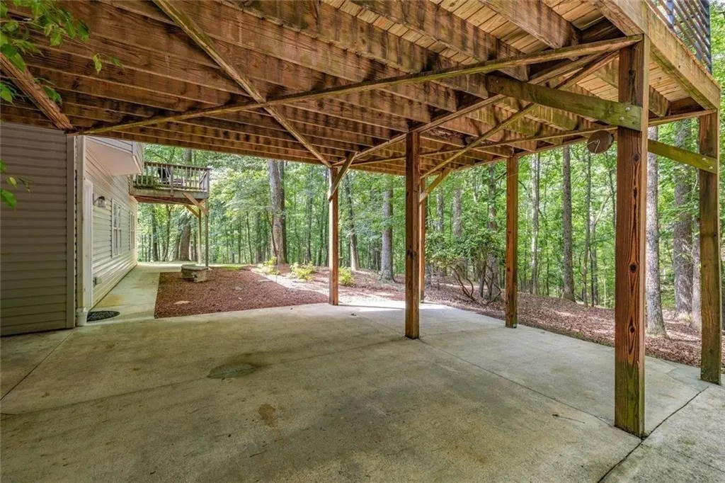 Gainesville, Georgia 30506, United States, 5 Bedrooms Bedrooms, ,4 BathroomsBathrooms,Residential,Active,131964