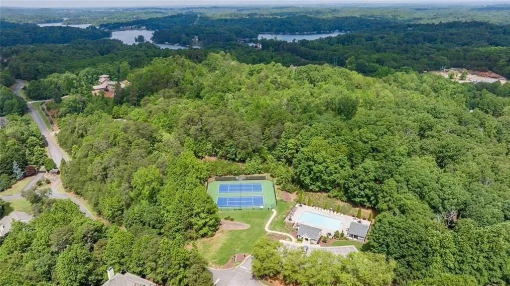 Gainesville, Georgia 30506, United States, 5 Bedrooms Bedrooms, ,4 BathroomsBathrooms,Residential,Active,131964