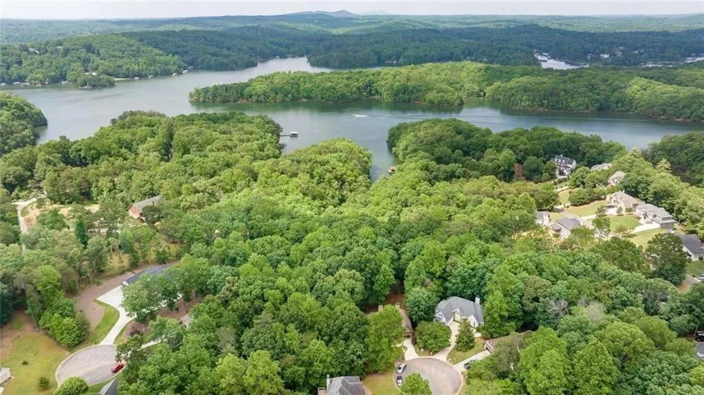 Gainesville, Georgia 30506, United States, 5 Bedrooms Bedrooms, ,4 BathroomsBathrooms,Residential,Active,131964