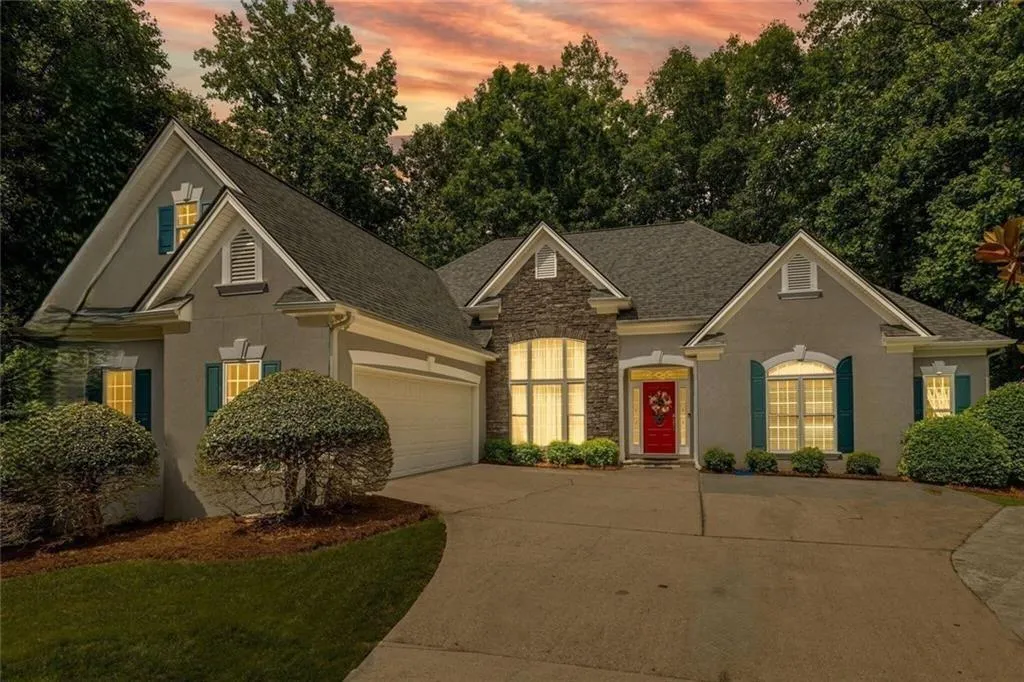 Gainesville, Georgia 30506, United States, 5 Bedrooms Bedrooms, ,4 BathroomsBathrooms,Residential,Active,131964