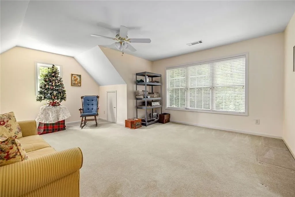 Gainesville, Georgia 30506, United States, 5 Bedrooms Bedrooms, ,4 BathroomsBathrooms,Residential,Active,131964