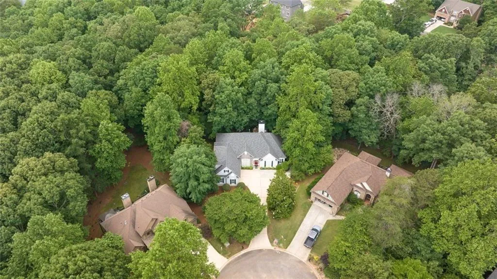 Gainesville, Georgia 30506, United States, 5 Bedrooms Bedrooms, ,4 BathroomsBathrooms,Residential,Active,131964