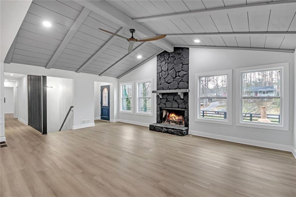 137 Creekview Drive