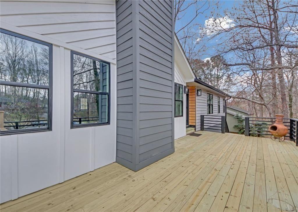 Creek View - Residential