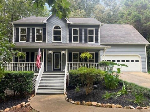 Homes For Sale - 152 Banyon Court<br/> Dallas, GA 30157