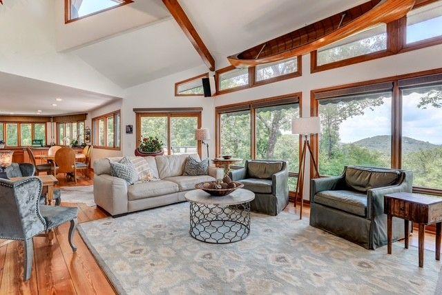 73 Falcon Heights Lane