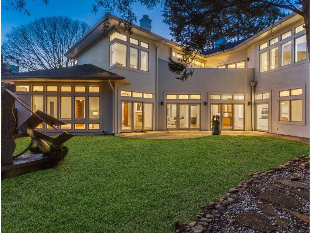 35 Robin Hood Road NE