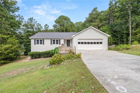 Homes For Sale - 5930 Branden Hill Lane<br/> Buford, GA 30518