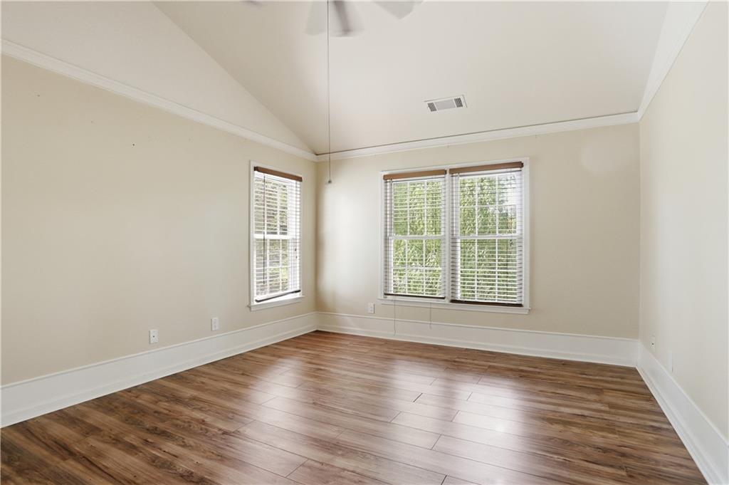 8590 River Walk Landing