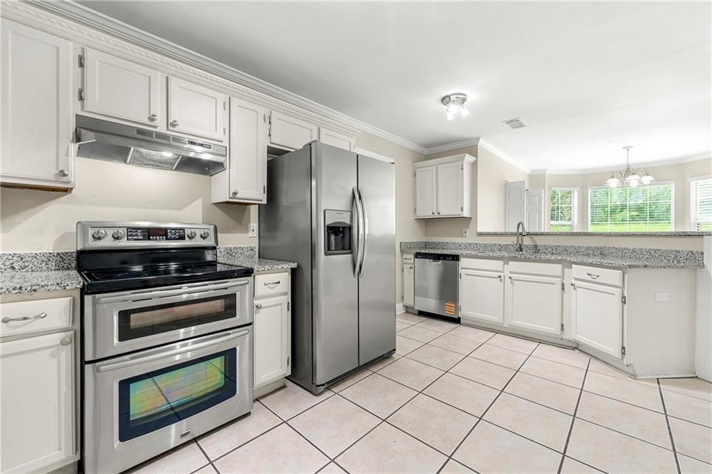 3227 Ivy Lake Court
