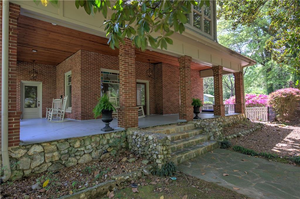 421 Boulevard Heights