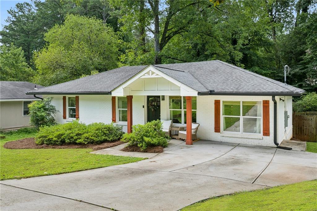 2093 Garden Circle