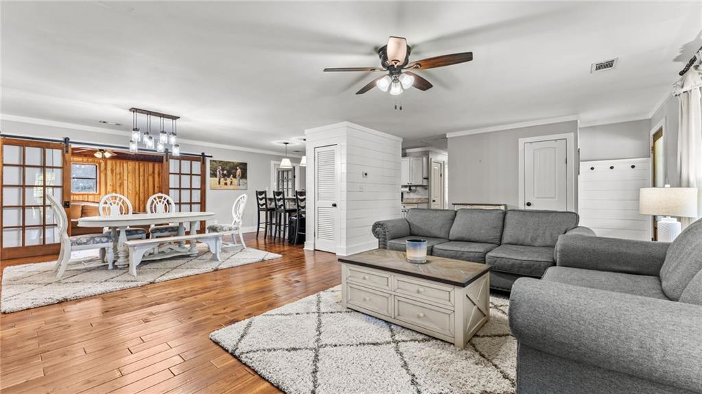 1104 Burkhalter Road SE