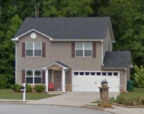 Homes For Sale - 4368 Rocky View Drive<br/> Forest Park, GA 30297