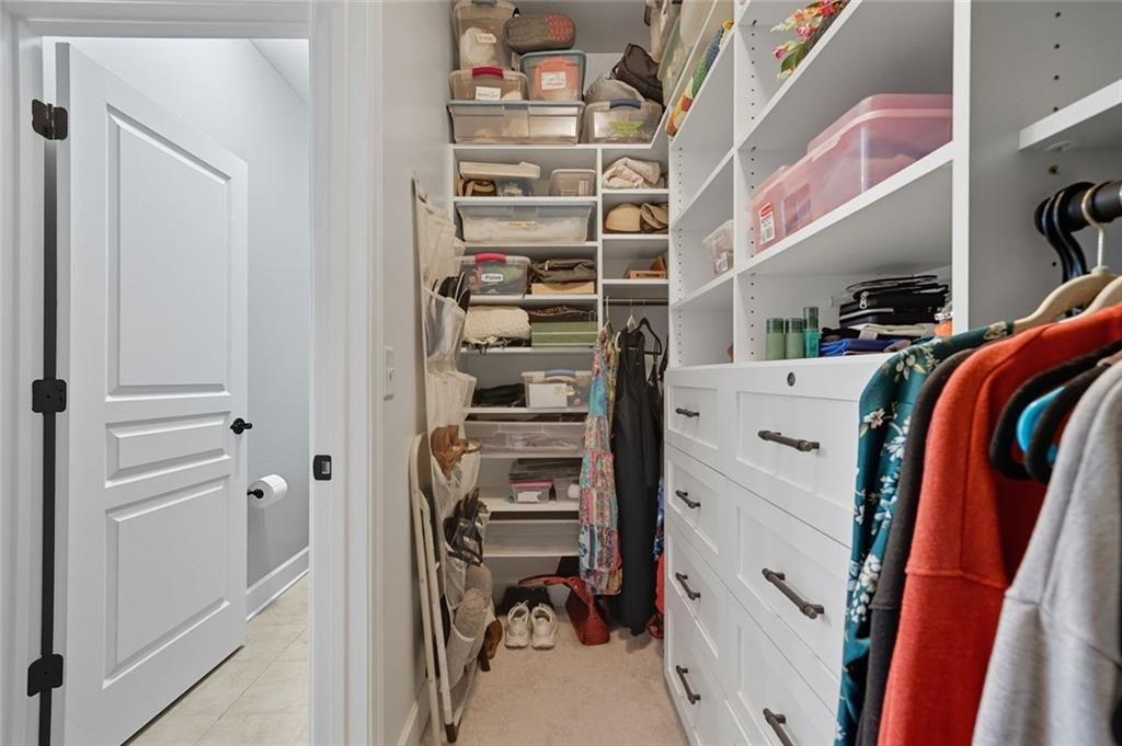 WOODHAVEN COURT - Residential