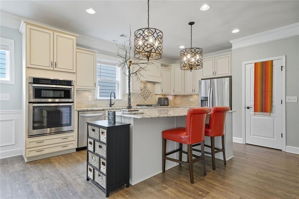 WOODHAVEN COURT - Residential