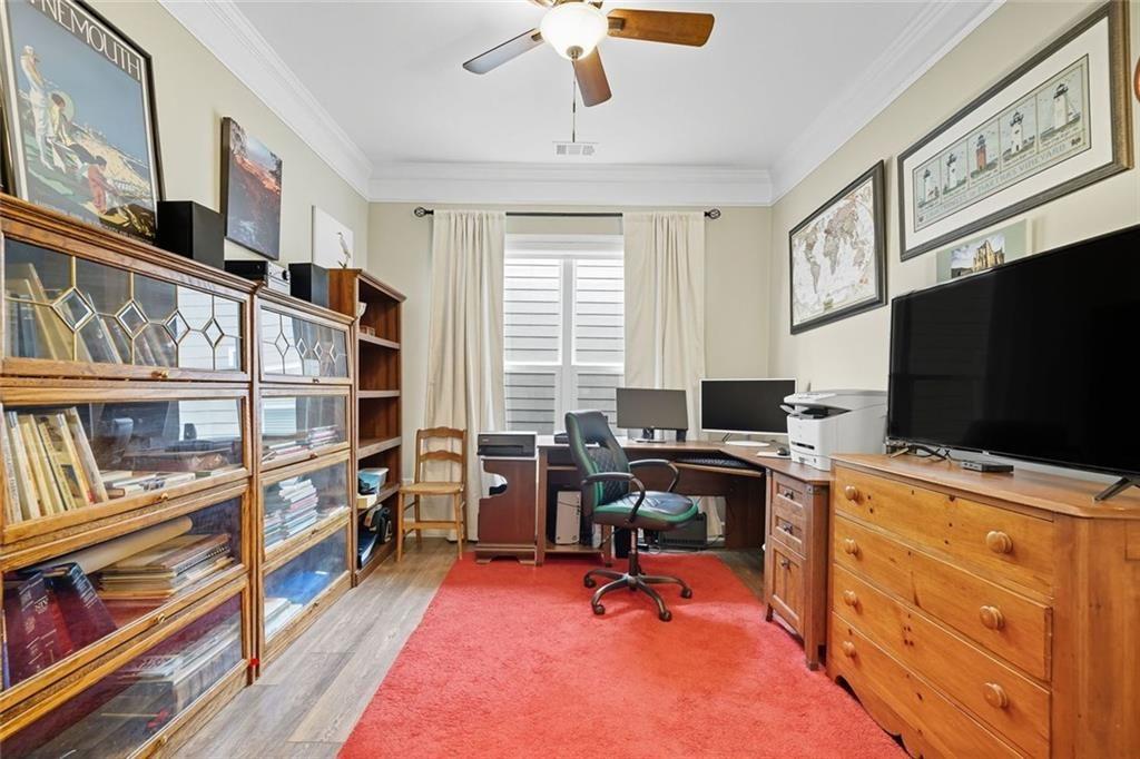 WOODHAVEN COURT - Residential