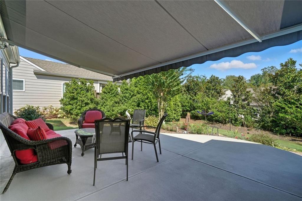 WOODHAVEN COURT - Residential