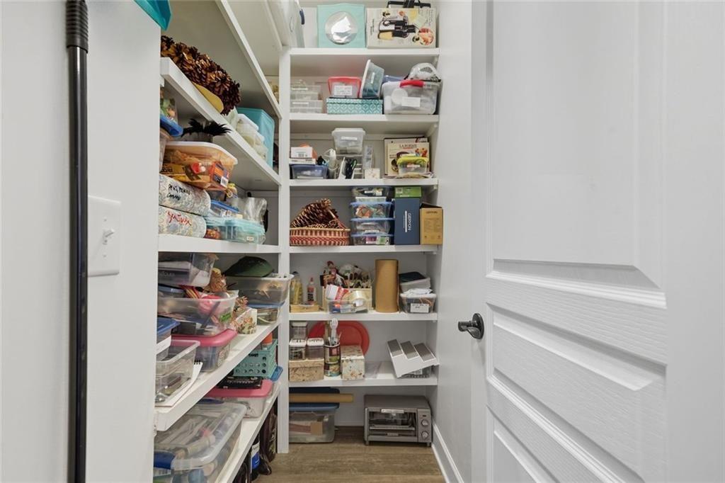 WOODHAVEN COURT - Residential