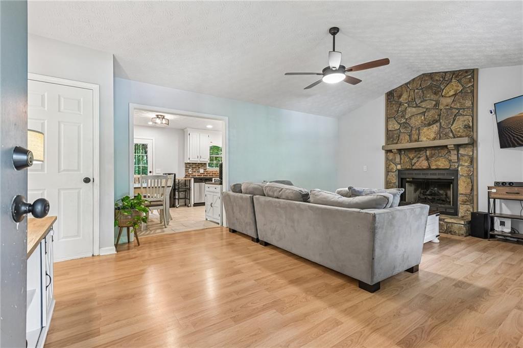 1535 Kimberly Place
