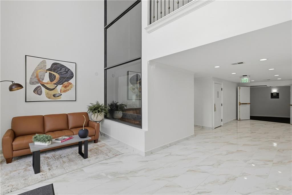 3115 Pine Heights Drive NE